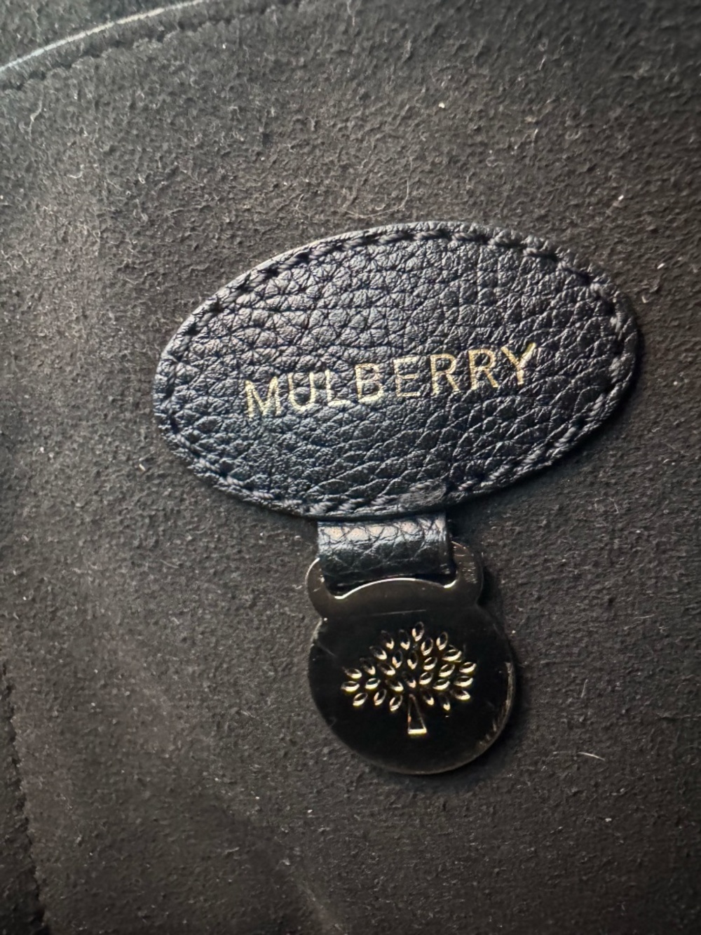 Mulberry Bayswater, Black Pebbled Leather Bag with Gold Hardware - Picture 4 of 12